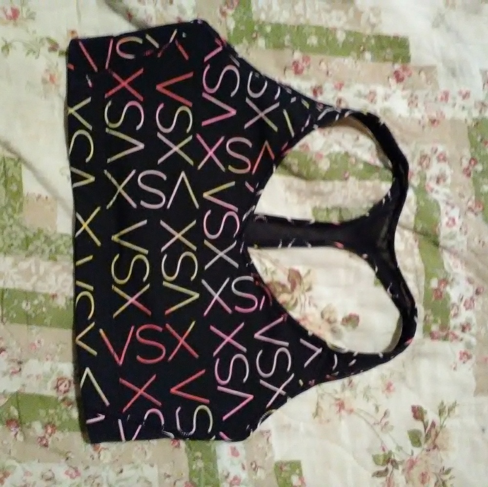 VS sports bra